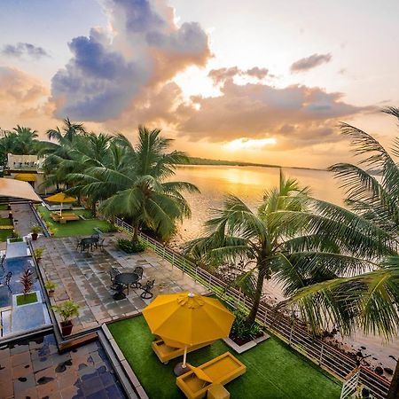 Deltin Palms Riverfront Panaji Exterior foto