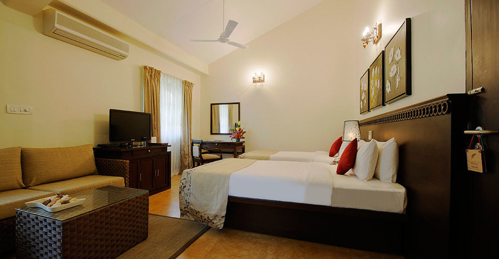 Deltin Palms Riverfront Panaji Exterior foto
